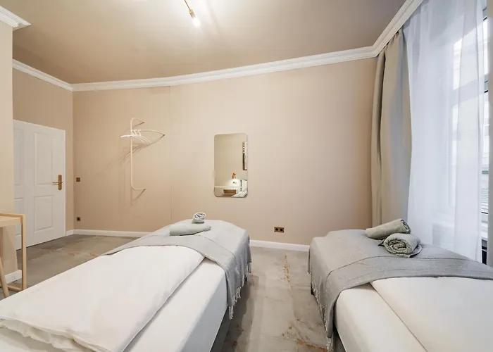 Hostel Home1 - Salon Boutique