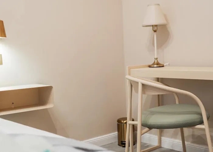Home1 - Salon Boutique Hostel Wien