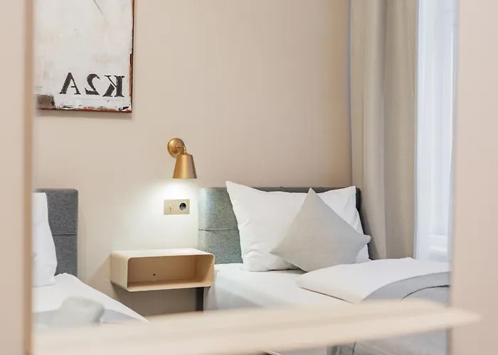 Home1 - Salon Boutique Hostel Wien