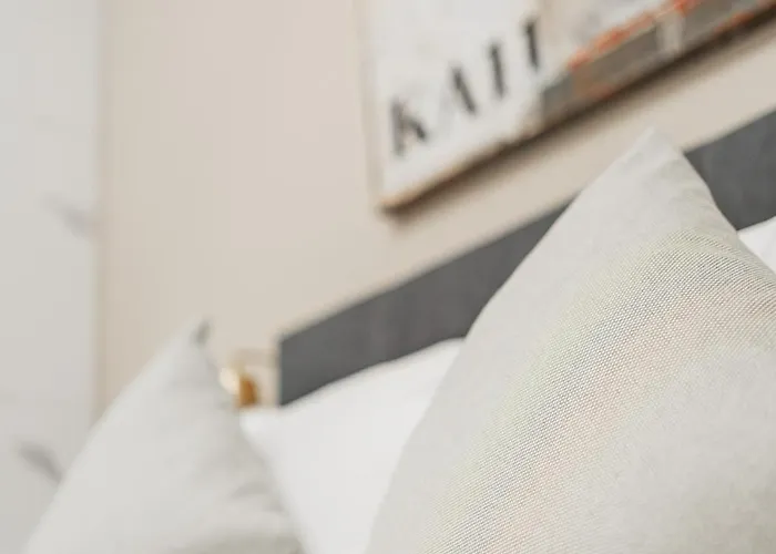 Home1 - Salon Boutique Hostel Wien