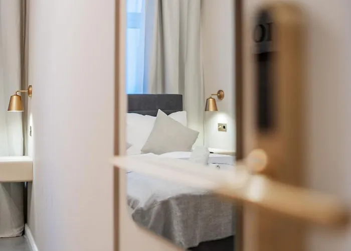 Hostel Home1 - Salon Boutique *