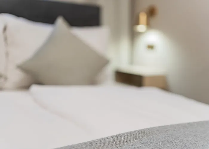 Home1 - Salon Boutique Hostel Wien